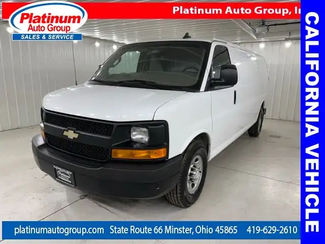 2016 Chevrolet Express 3500 Extended Work Van's photo