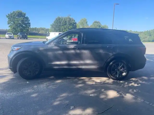 2024 Ford Explorer XLT RWD's photo
