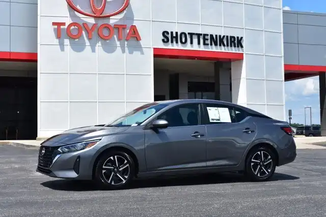 2024 Nissan Sentra SV CVT's photo