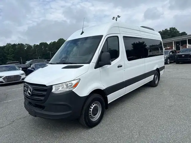 2025 Mercedes-Benz Sprinter 2500 170 WB High Roof's photo