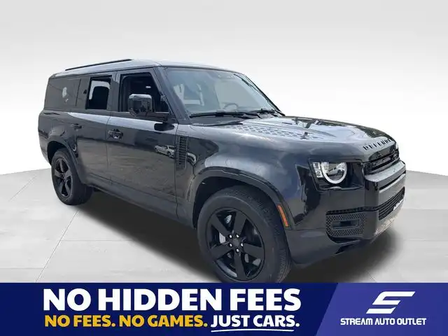 2023 Land Rover Defender S's photo