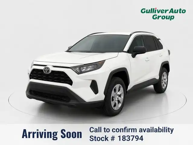 2021 Toyota RAV4 LE AWD's photo