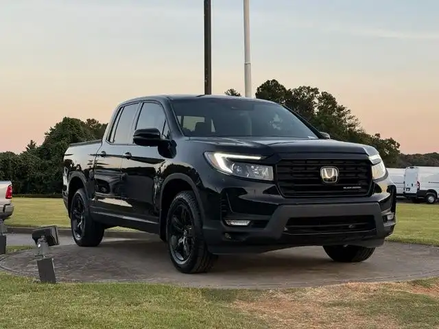 2023 Honda Ridgeline Black Edition's photo