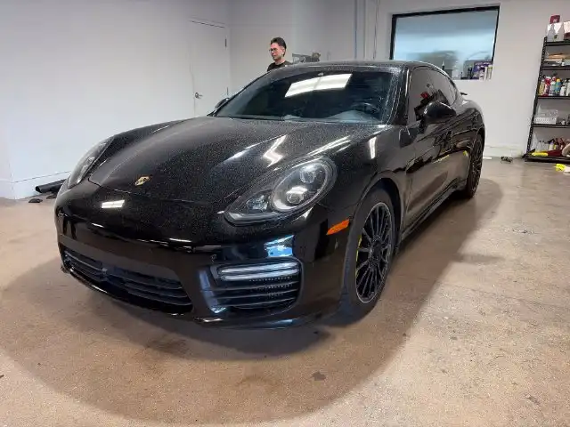 2014 Porsche Panamera Turbo S's photo