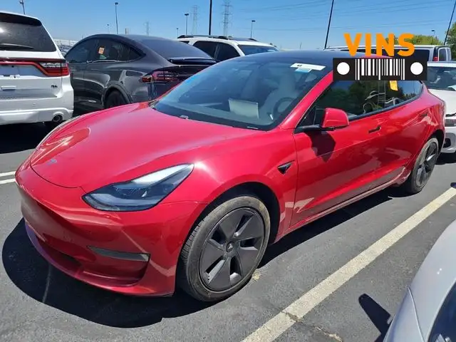 2021 Tesla Model 3 Standard Range Plus's photo