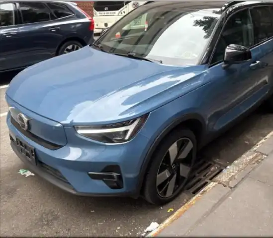 2024 Volvo XC40 P8 Recharge Ultimate's photo