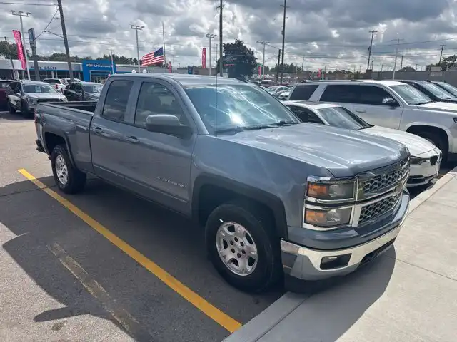 2015 Chevrolet Silverado 1500 LT 4WD Double Cab Standard Box's photo