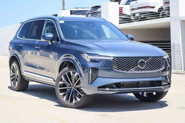 2026 Volvo XC90 T8 Recharge Plus Bright 6-Seater 4WD's photo