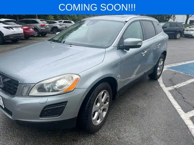 2013 Volvo XC60 3.2 FWD Auto Platinum's photo