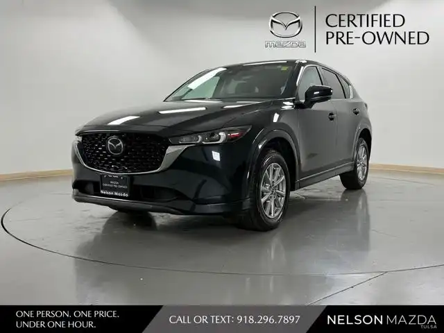 2025 Mazda CX-5 S Preferred package Auto AWD's photo