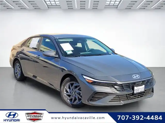 2026 Hyundai Elantra 1.6 HEV Blue's photo