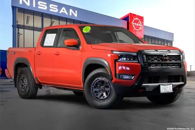 2025 Nissan Frontier PRO-X Crew Cab 4X2's photo