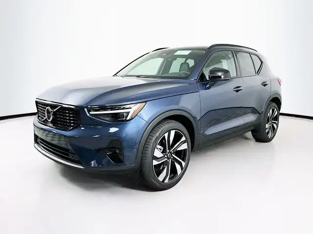 2026 Volvo XC40 B5 Ultra Dark AWD's photo