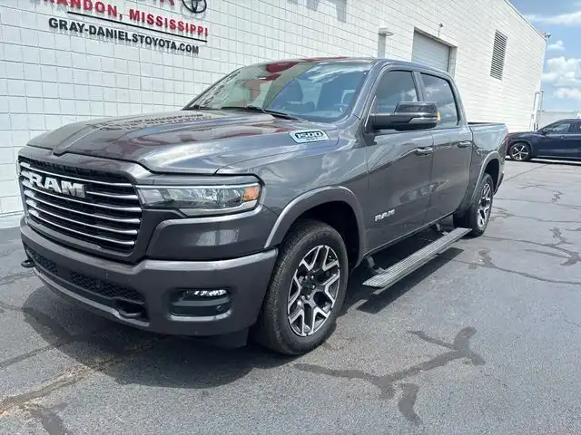 2025 RAM 1500 Laramie 4x4 Crew Cab 5'7's photo