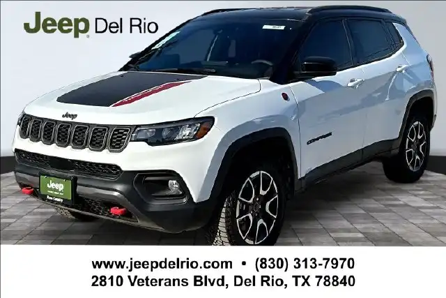 2026 Jeep Compass Trailhawk 4WD's photo