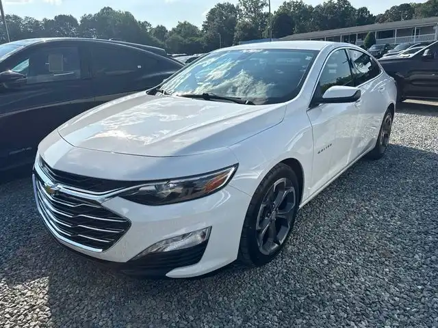 2022 Chevrolet Malibu 1LT's photo