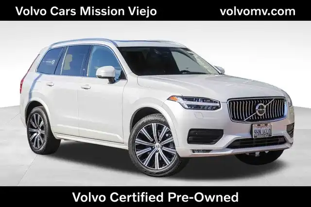 2023 Volvo XC90 B5 Core 4WD's photo