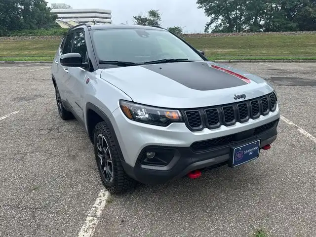2025 Jeep Compass Trailhawk 4X4's photo