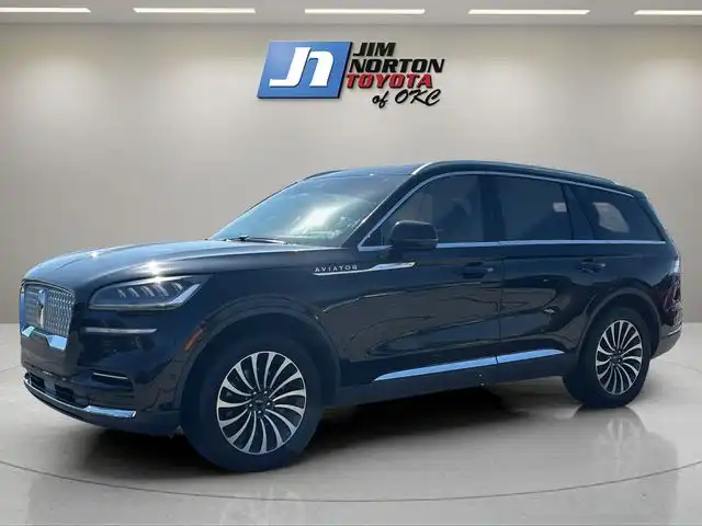 2023 Lincoln Aviator Reserve AWD's photo