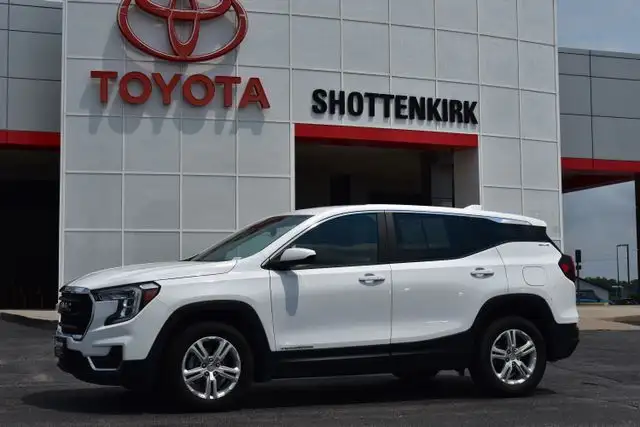 2024 GMC Terrain SLE AWD's photo