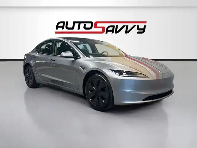 2025 Tesla Model 3 Long Range's photo