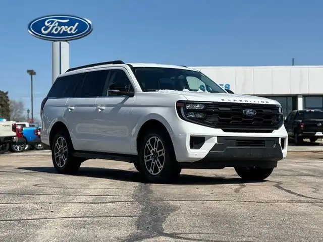 2026 Ford Expedition Active 4x4's photo