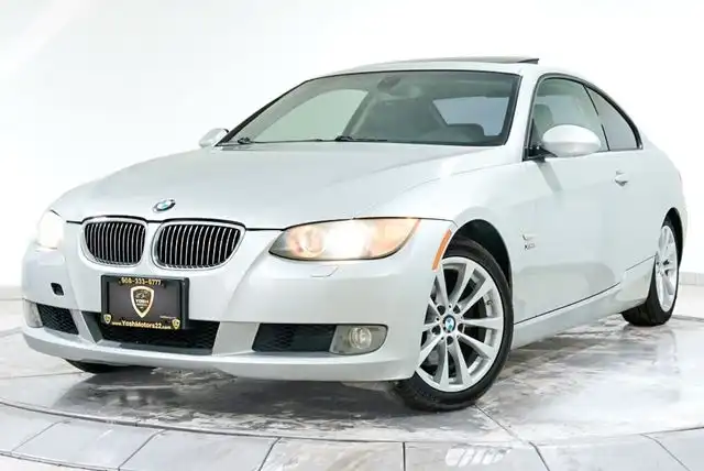 2009 BMW 3 Series 328xi Coupe SULEV's photo