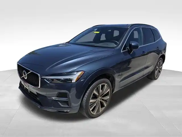 2022 Volvo XC60 B5 Momentum FWD's photo