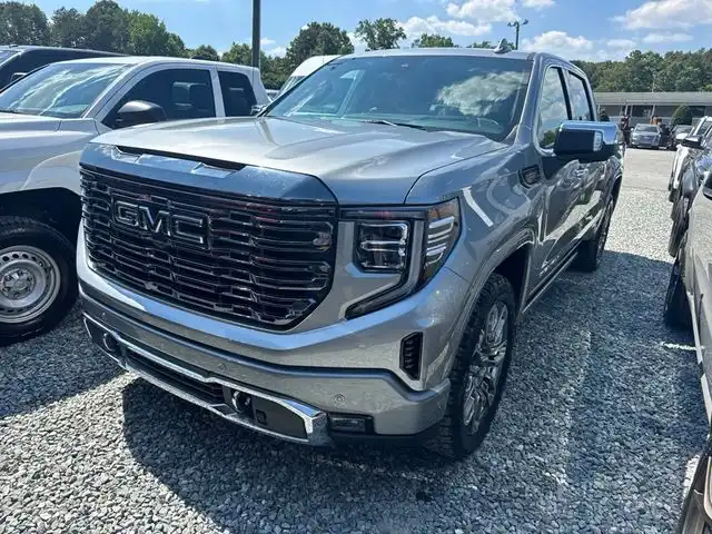 2024 GMC Sierra 4WD Crew Cab Short Box Denali Ultimate's photo