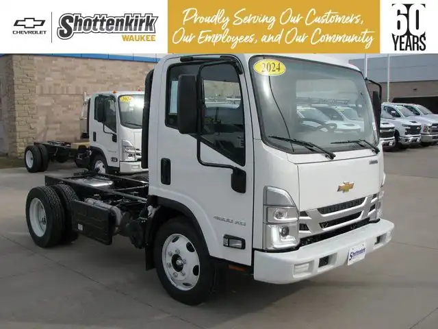 2024 Chevrolet Low Cab Forward 4500HD Diesel 132.5" WB Regular Cab's photo