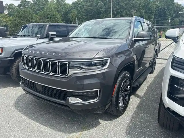 2024 Jeep Wagoneer L Series I 4WD's photo