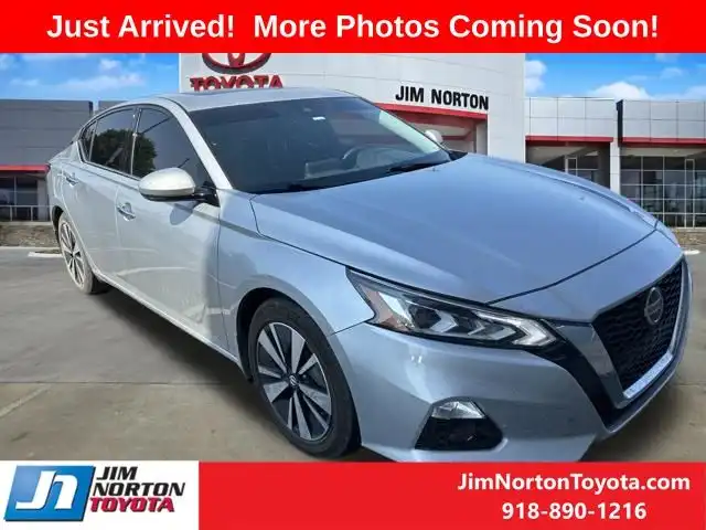 2022 Nissan Altima 2.5 SL's photo