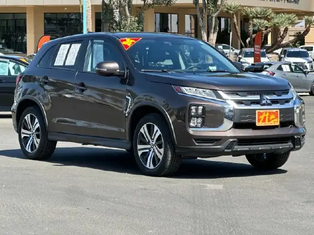 2024 Mitsubishi Outlander Sport 2.0 S AWC CVT's photo