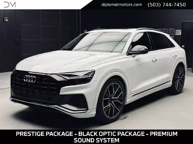 2023 Audi SQ8 Prestige's photo