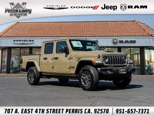 2026 Jeep Gladiator Sport S Auto's photo