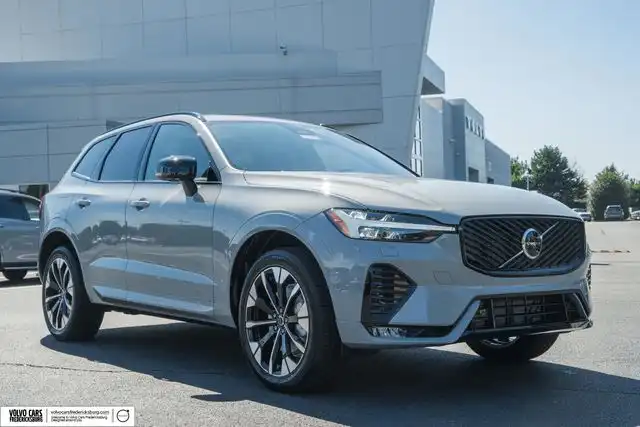 2027 Volvo XC60 B5 Ultra Dark AWD's photo