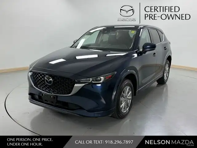 2025 Mazda CX-5 S Preferred package Auto AWD's photo