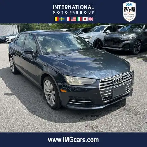 2017 Audi A4 2.0T quattro S tronic Premium's photo
