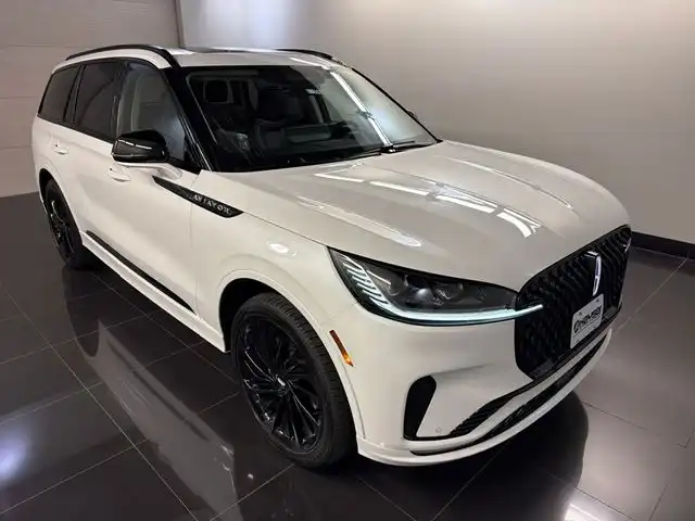 2026 Lincoln Aviator Reserve AWD's photo