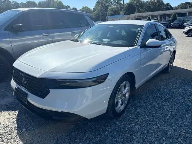 2024 Honda Accord 1.5T LX CVT's photo