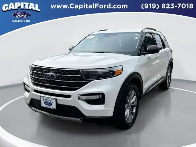 2023 Ford Explorer XLT 4WD's photo
