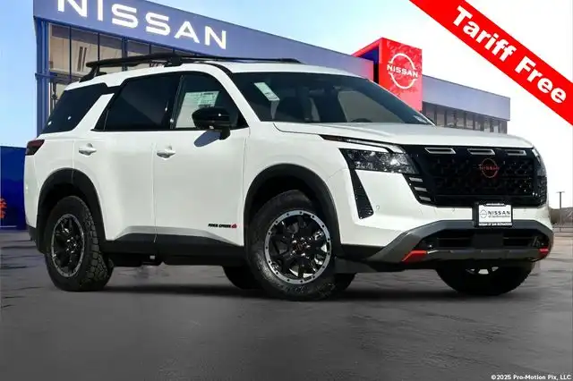 2026 Nissan Pathfinder Rock Creek 4WD's photo