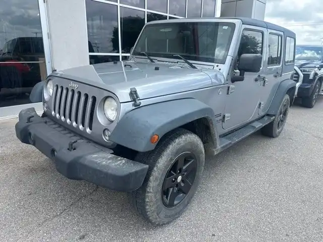 2014 Jeep Wrangler Sport's photo