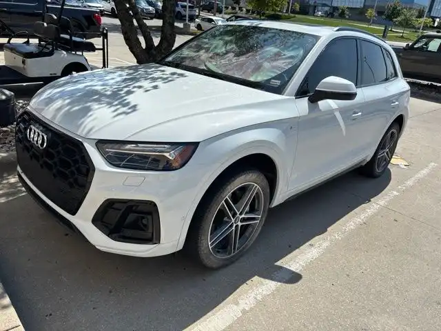 2023 Audi Q5 55 e Prestige's photo