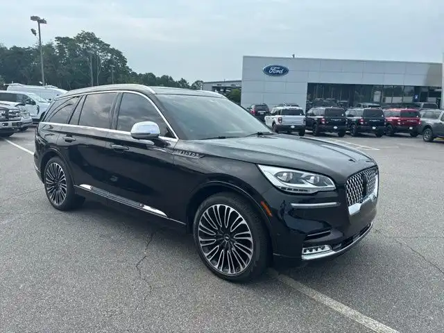 2021 Lincoln Aviator Black Label AWD's photo