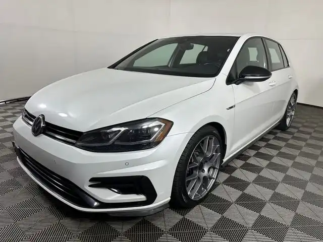 2018 Volkswagen Golf R w/DCC & Navigation 4-door's photo