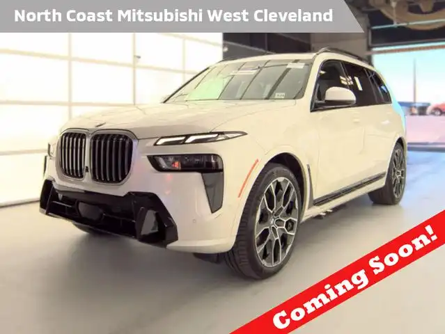 2023 BMW X7 xDrive40i's photo