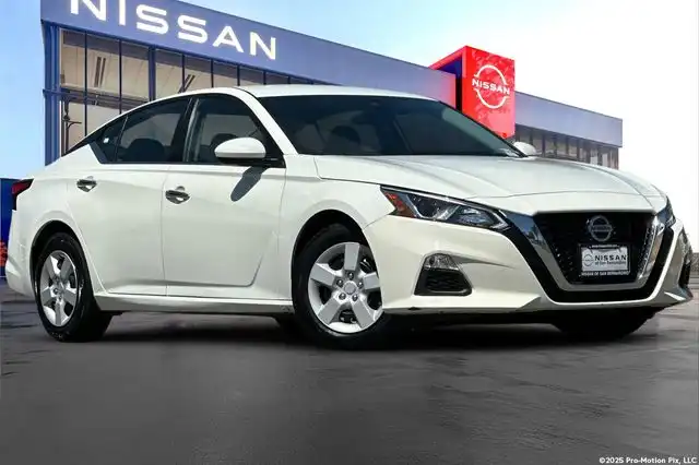 2022 Nissan Altima 2.5 S's photo