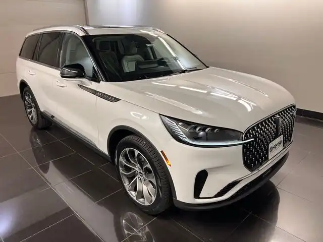 2026 Lincoln Aviator Reserve AWD's photo