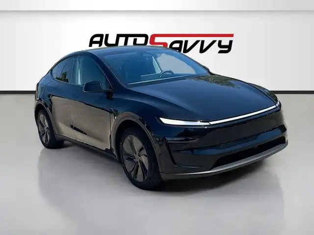 2026 Tesla Model Y Standard Rear Wheel Drive's photo